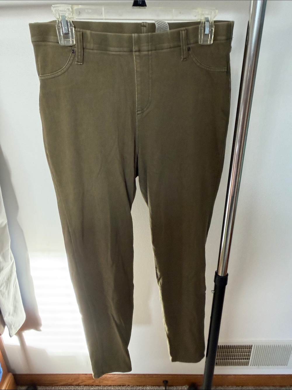 Time and Tru jegging Large 12-14 olive green